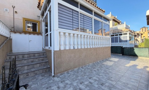 Venta - Terraced house -
Orihuela Costa - Lomas de Cabo Roig-Los Dolses