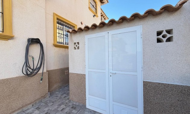 Venta - Terraced house -
Orihuela Costa - Lomas de Cabo Roig-Los Dolses