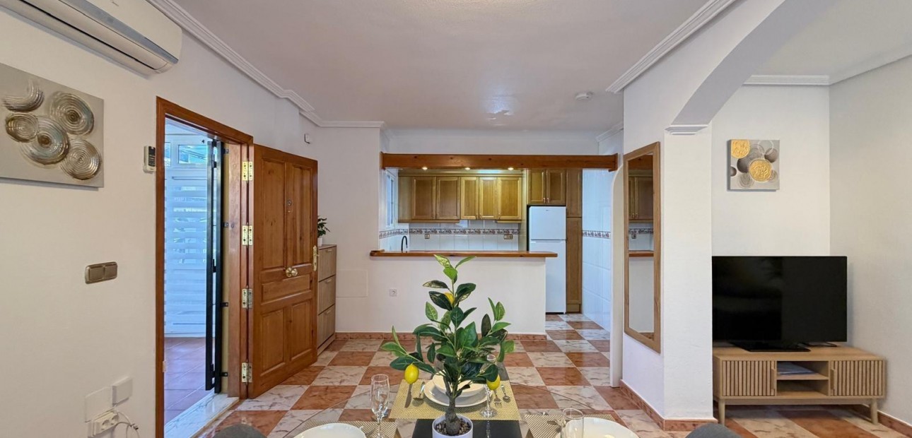 Venta - Terraced house -
Orihuela Costa - Lomas de Cabo Roig-Los Dolses