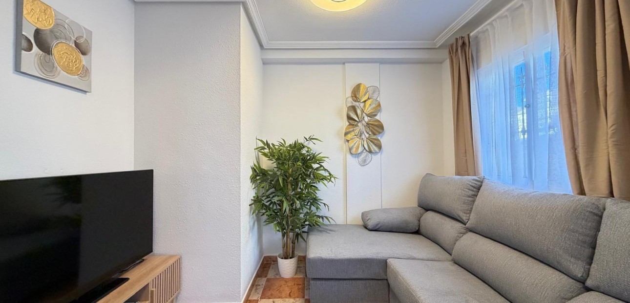 Venta - Terraced house -
Orihuela Costa - Lomas de Cabo Roig-Los Dolses