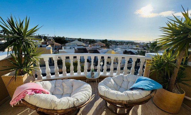 Venta - Terraced house -
Rojales - Centro de la Ciudad Quesada