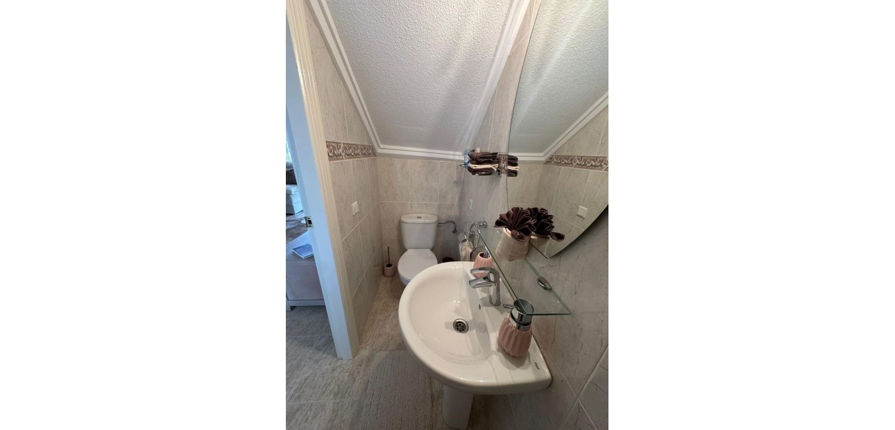 Venta - Terraced house -
Rojales - Centro de la Ciudad Quesada