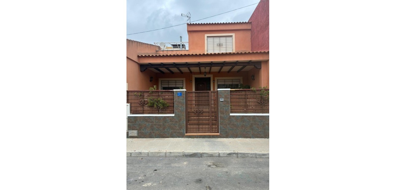 Venta - Terraced house -
Algorfa - Pueblo 3