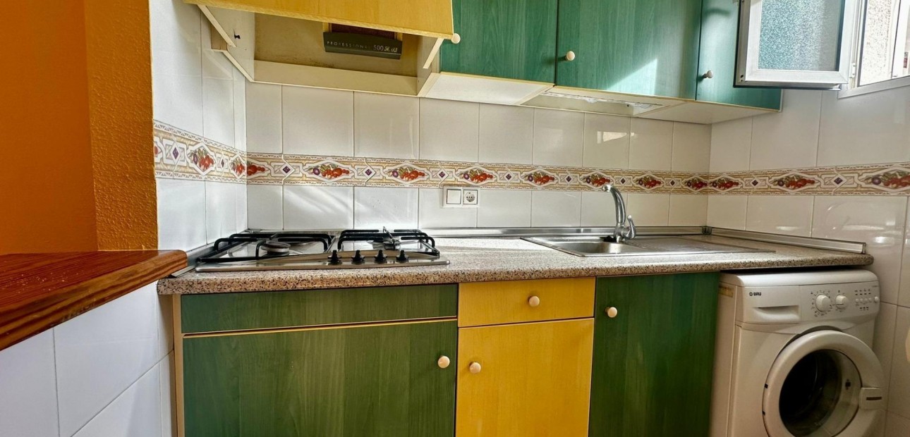 Herverkoop - Appartement / flat -
Torrevieja - Centro