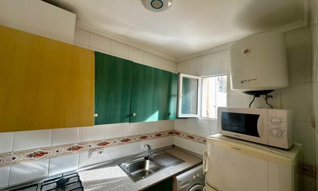 Herverkoop - Appartement / flat -
Torrevieja - Centro