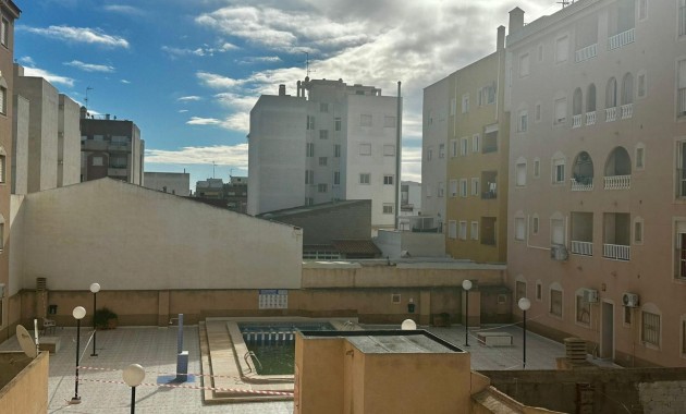 Herverkoop - Appartement / flat -
Torrevieja - Centro