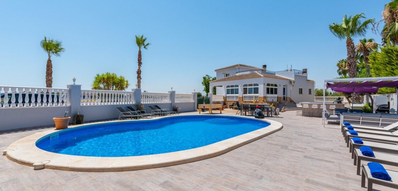 Venta - Country House -
Catral - Comunidad valenciana