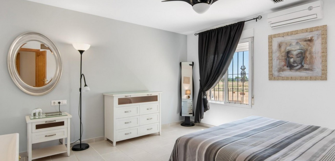 Venta - Country House -
Catral - Comunidad valenciana