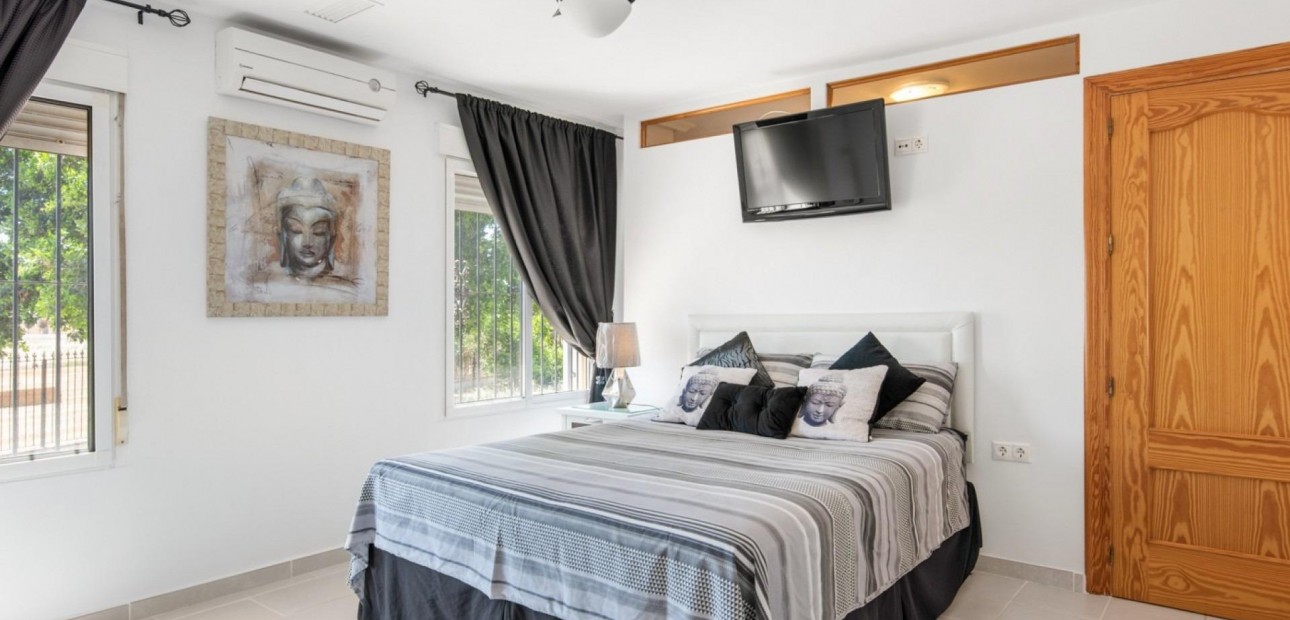 Venta - Country House -
Catral - Comunidad valenciana