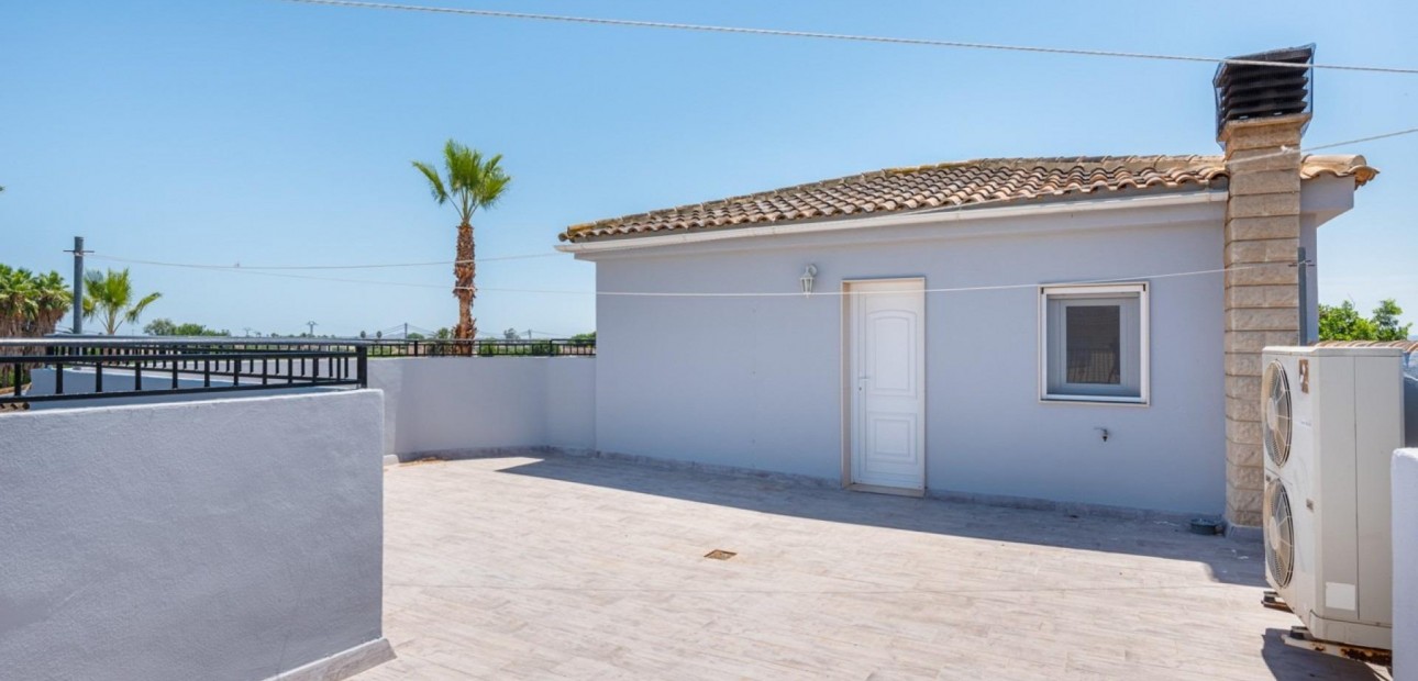 Venta - Country House -
Catral - Comunidad valenciana
