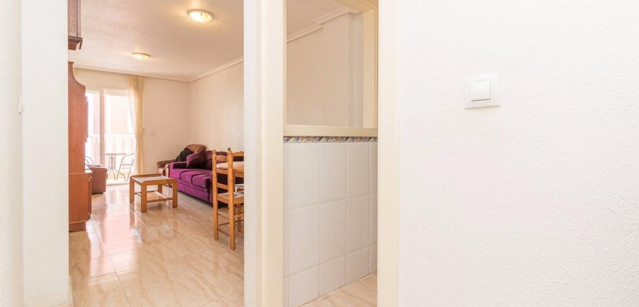 Herverkoop - Appartement / flat -
Torrevieja - Centro