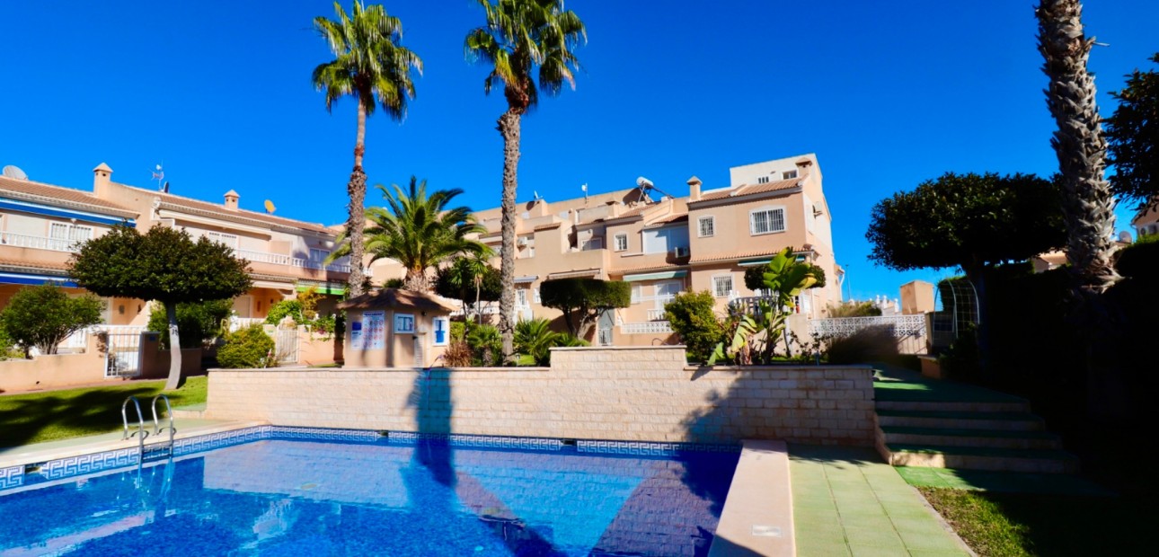 Venta - Town house -
Ciudad Quesada - Doña Pepa