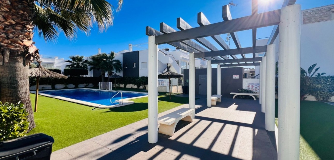Venta - Bungalow -
Torrevieja - Aguas Nuevas