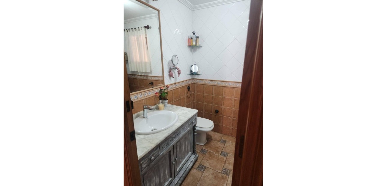 Venta - Villa -
Orihuela Costa - Los Almendros-La Florida