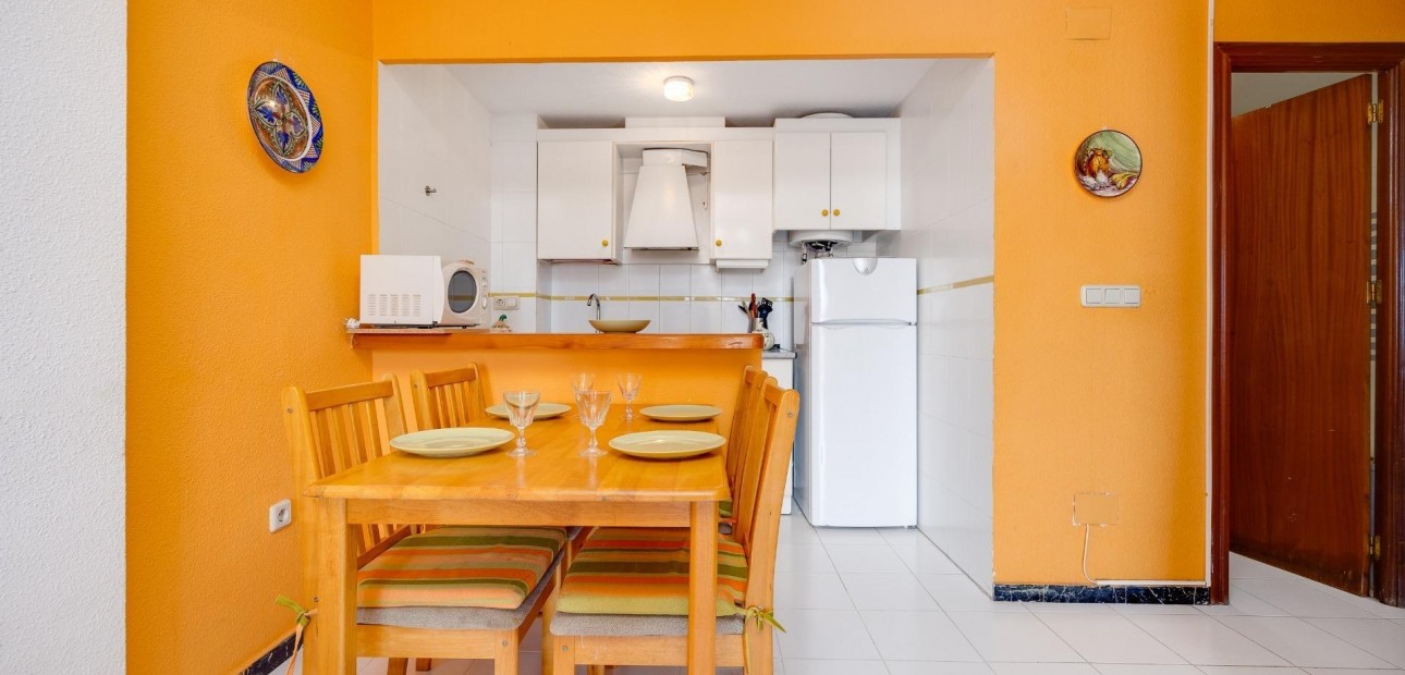 Venta - Bungalow -
Orihuela - Desamparados-Hurchillo-Torremendo