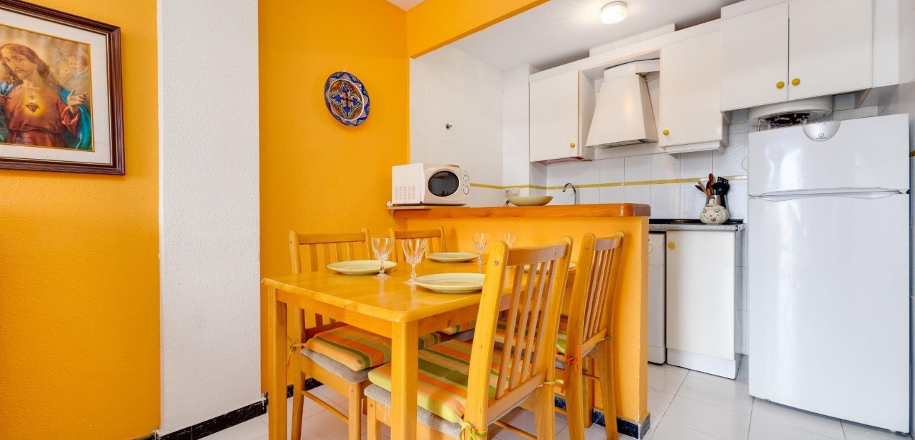 Venta - Bungalow -
Orihuela - Desamparados-Hurchillo-Torremendo