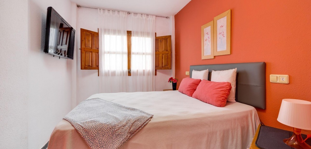 Venta - Bungalow -
Orihuela - Desamparados-Hurchillo-Torremendo