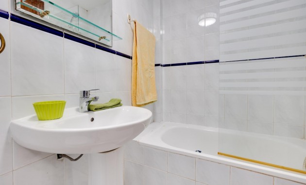 Venta - Bungalow -
Orihuela - Desamparados-Hurchillo-Torremendo