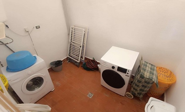 Herverkoop - Bungalow -
Torrevieja - El limonar