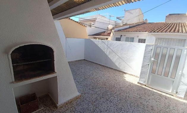 Herverkoop - Bungalow -
Torrevieja - El limonar