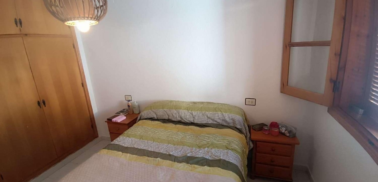 Herverkoop - Bungalow -
Torrevieja - El limonar