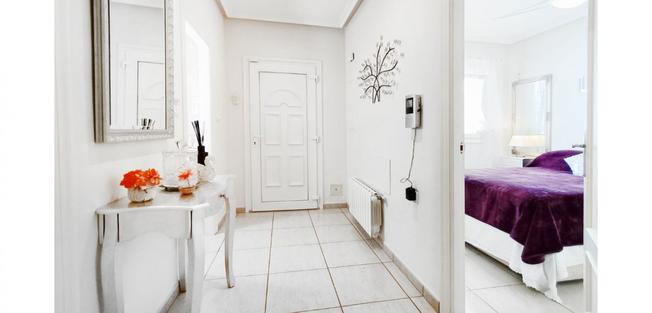 Herverkoop - Detached Villa -
Gea Y Truyols