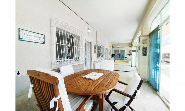 Herverkoop - Detached Villa -
Gea Y Truyols