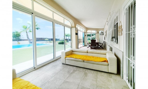 Herverkoop - Detached Villa -
Gea Y Truyols