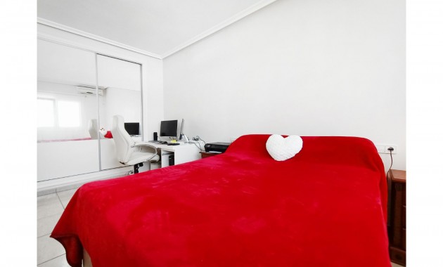 Herverkoop - Detached Villa -
Gea Y Truyols