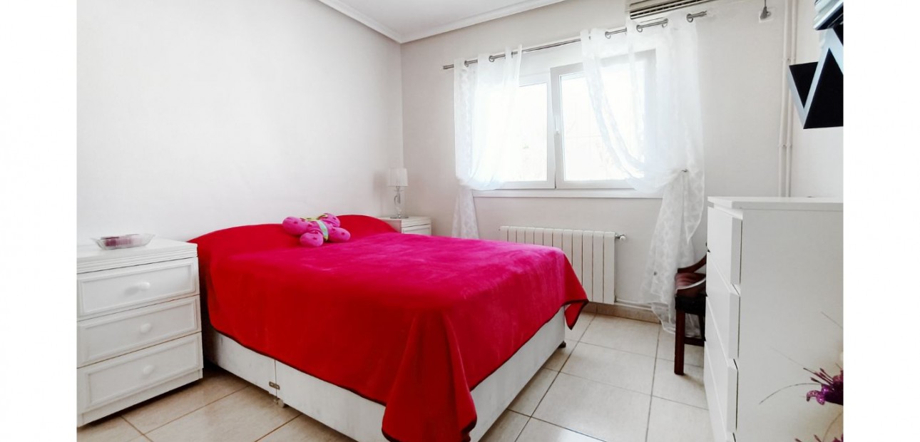 Herverkoop - Detached Villa -
Gea Y Truyols