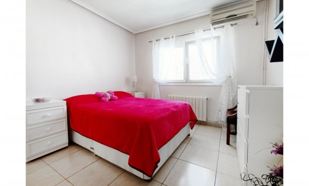 Herverkoop - Detached Villa -
Gea Y Truyols