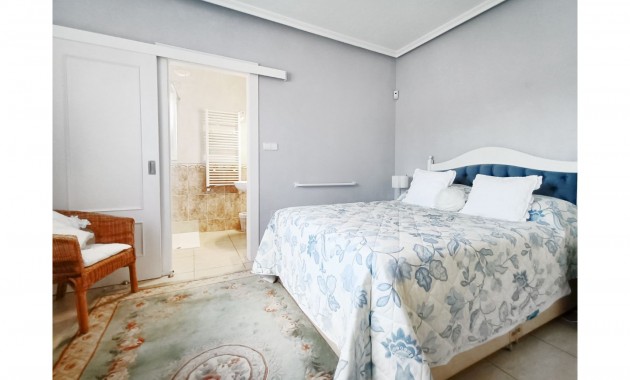 Herverkoop - Detached Villa -
Gea Y Truyols