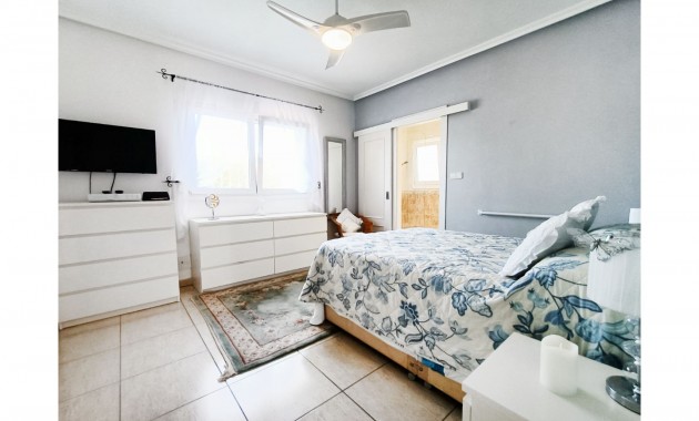 Herverkoop - Detached Villa -
Gea Y Truyols