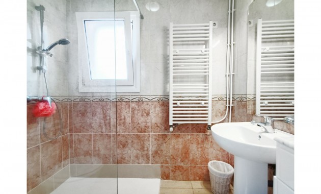 Herverkoop - Detached Villa -
Gea Y Truyols