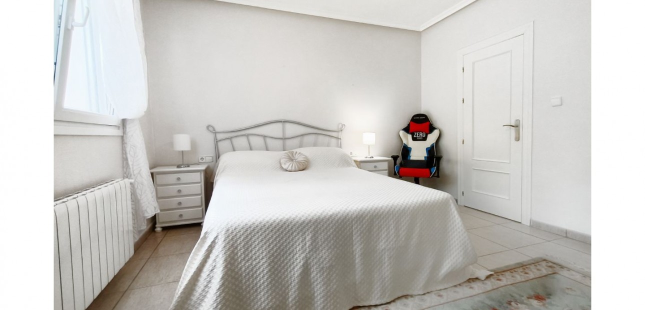 Herverkoop - Detached Villa -
Gea Y Truyols