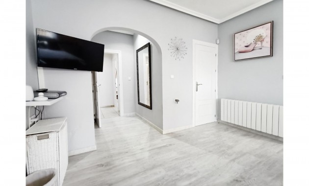 Herverkoop - Detached Villa -
Gea Y Truyols