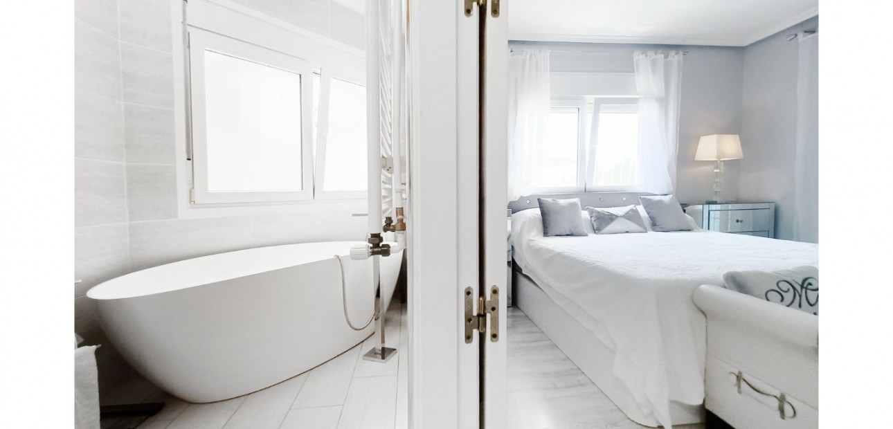 Herverkoop - Detached Villa -
Gea Y Truyols