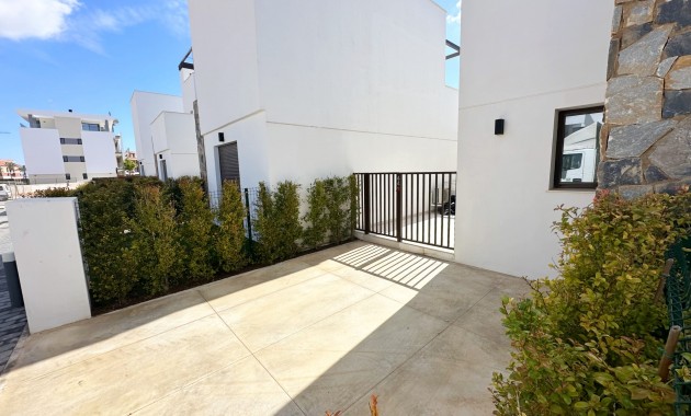 Sale - Detached Villa -
Santa Rosalia Lake and Life Resort