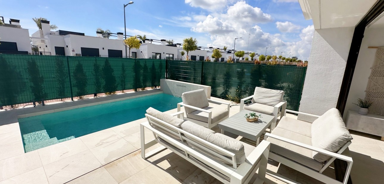 Sale - Detached Villa -
Santa Rosalia Lake and Life Resort