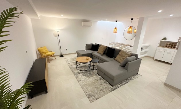 Sale - Detached Villa -
Santa Rosalia Lake and Life Resort