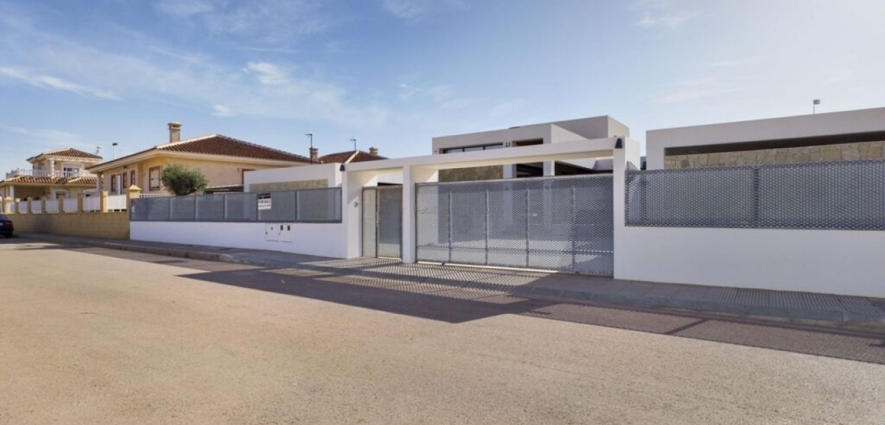 Herverkoop - Detached Villa -
Los Alcázares - Serena Golf