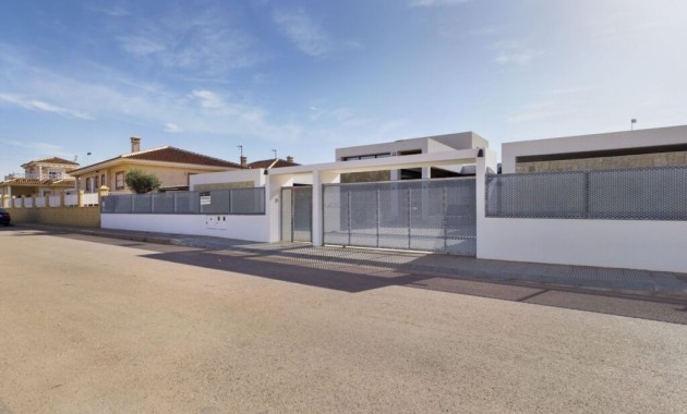 Herverkoop - Detached Villa -
Los Alcázares - Serena Golf