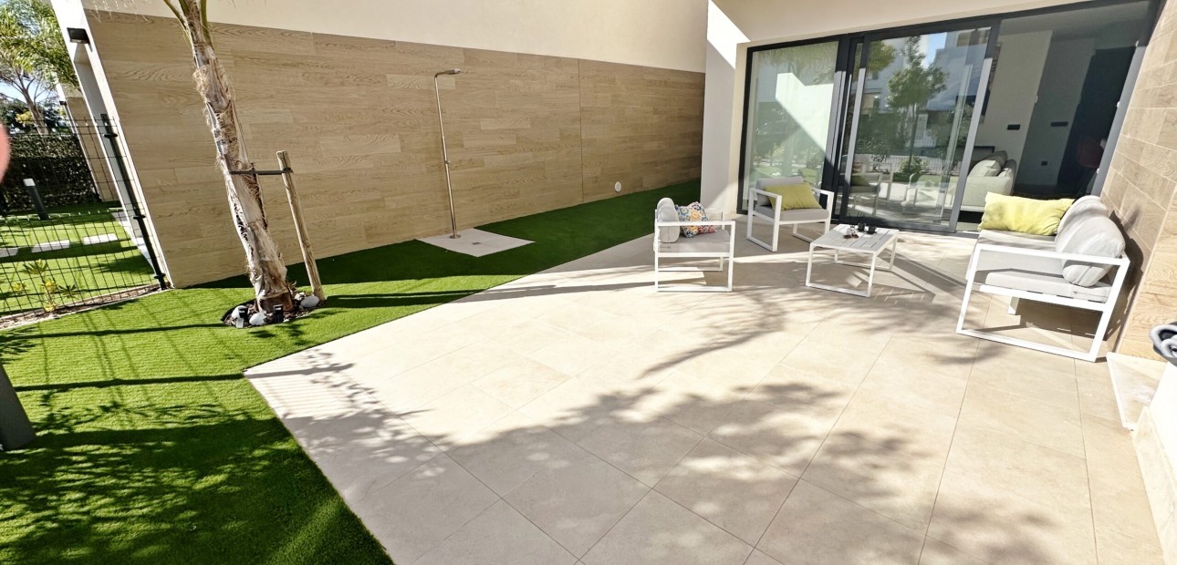 Sale - Detached Villa -
Santa Rosalia Lake and Life Resort