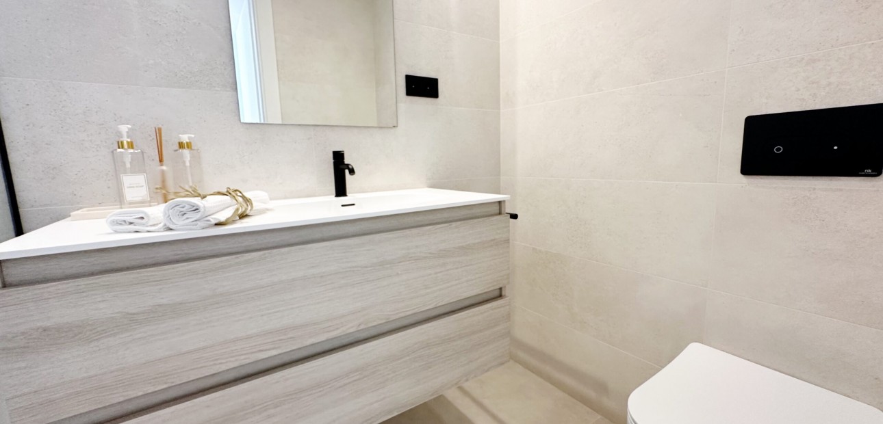 Sale - Detached Villa -
Santa Rosalia Lake and Life Resort