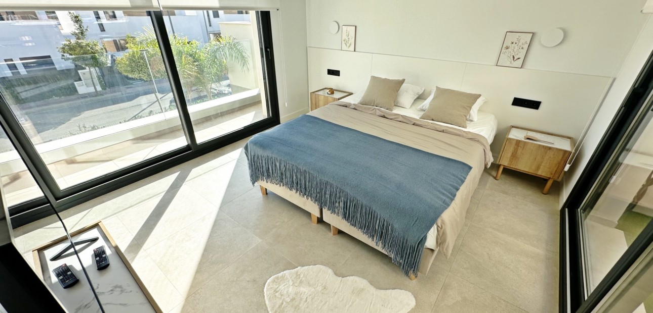 Sale - Detached Villa -
Santa Rosalia Lake and Life Resort