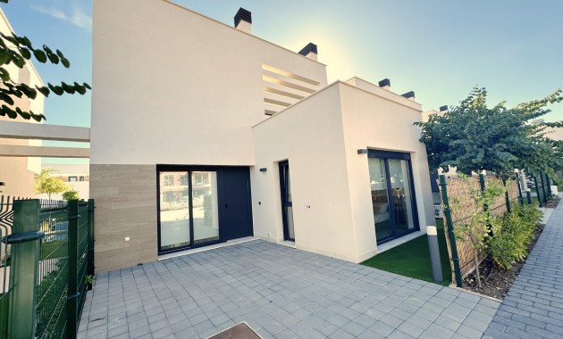 Sale - Detached Villa -
Santa Rosalia Lake and Life Resort