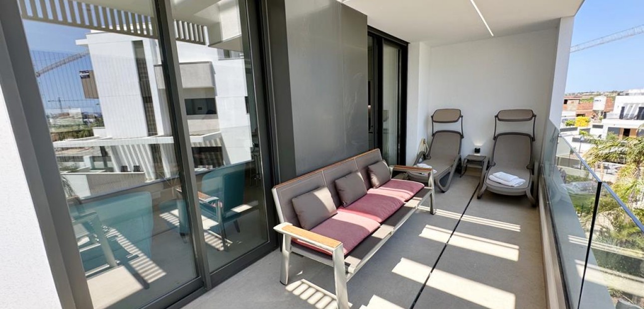 Herverkoop - Appartement / flat -
Santa Rosalia Lake and Life Resort