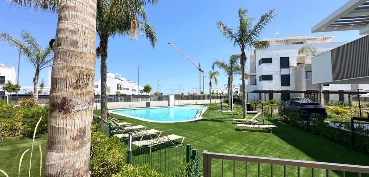 Herverkoop - Appartement / flat -
Santa Rosalia Lake and Life Resort