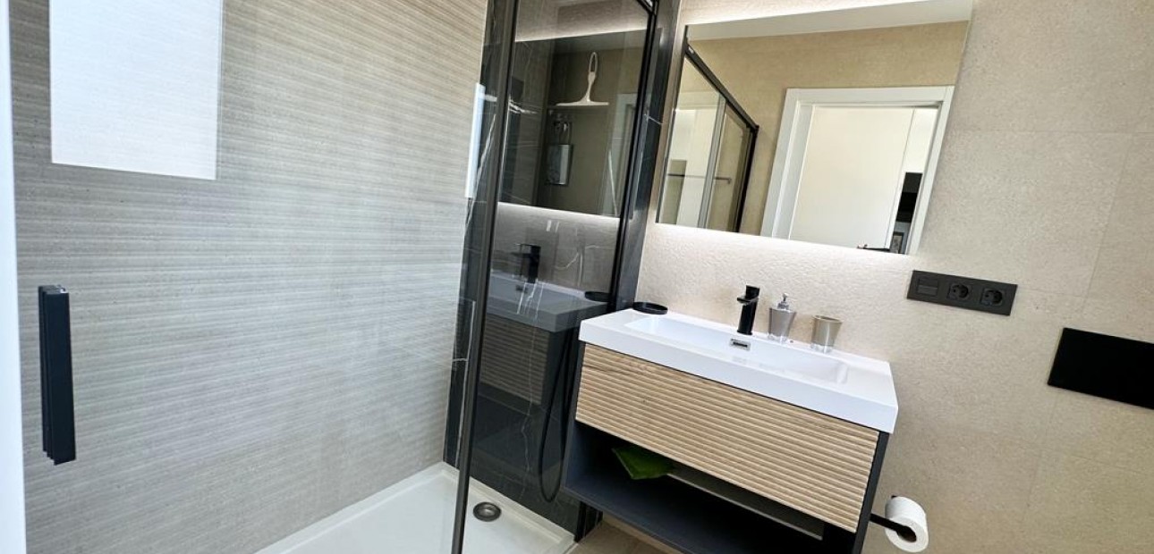 Herverkoop - Appartement / flat -
Santa Rosalia Lake and Life Resort