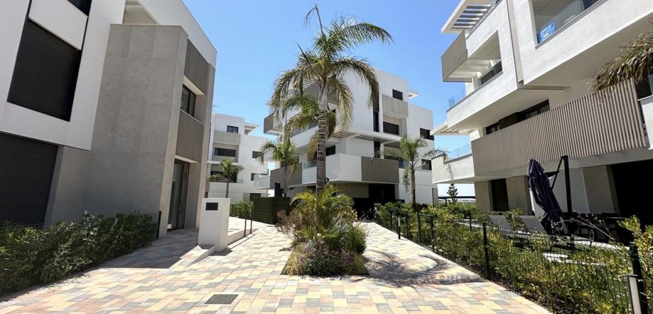 Herverkoop - Appartement / flat -
Santa Rosalia Lake and Life Resort